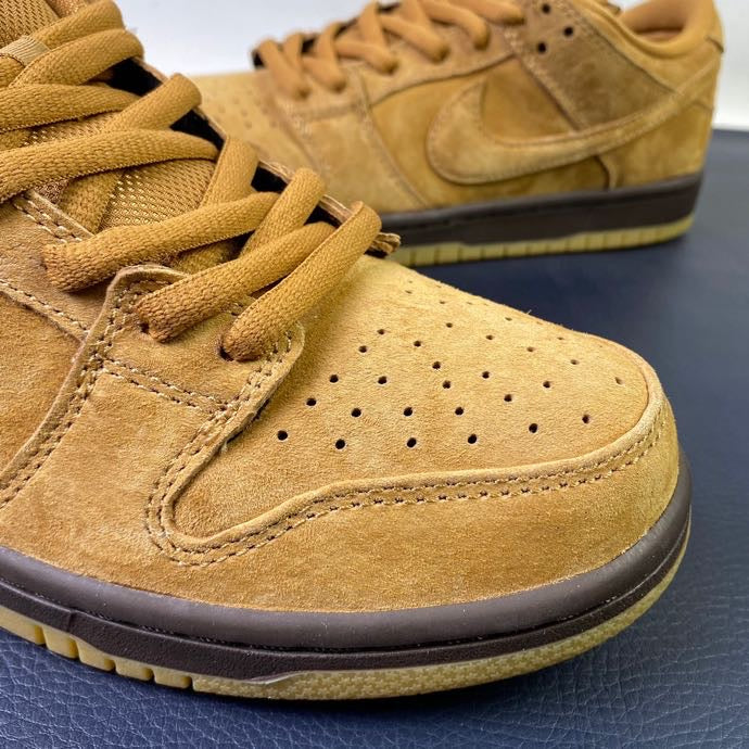 Nike SB Dunk Low Wheat