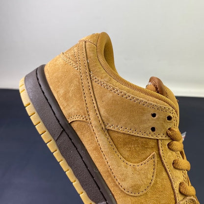 Nike SB Dunk Low Wheat