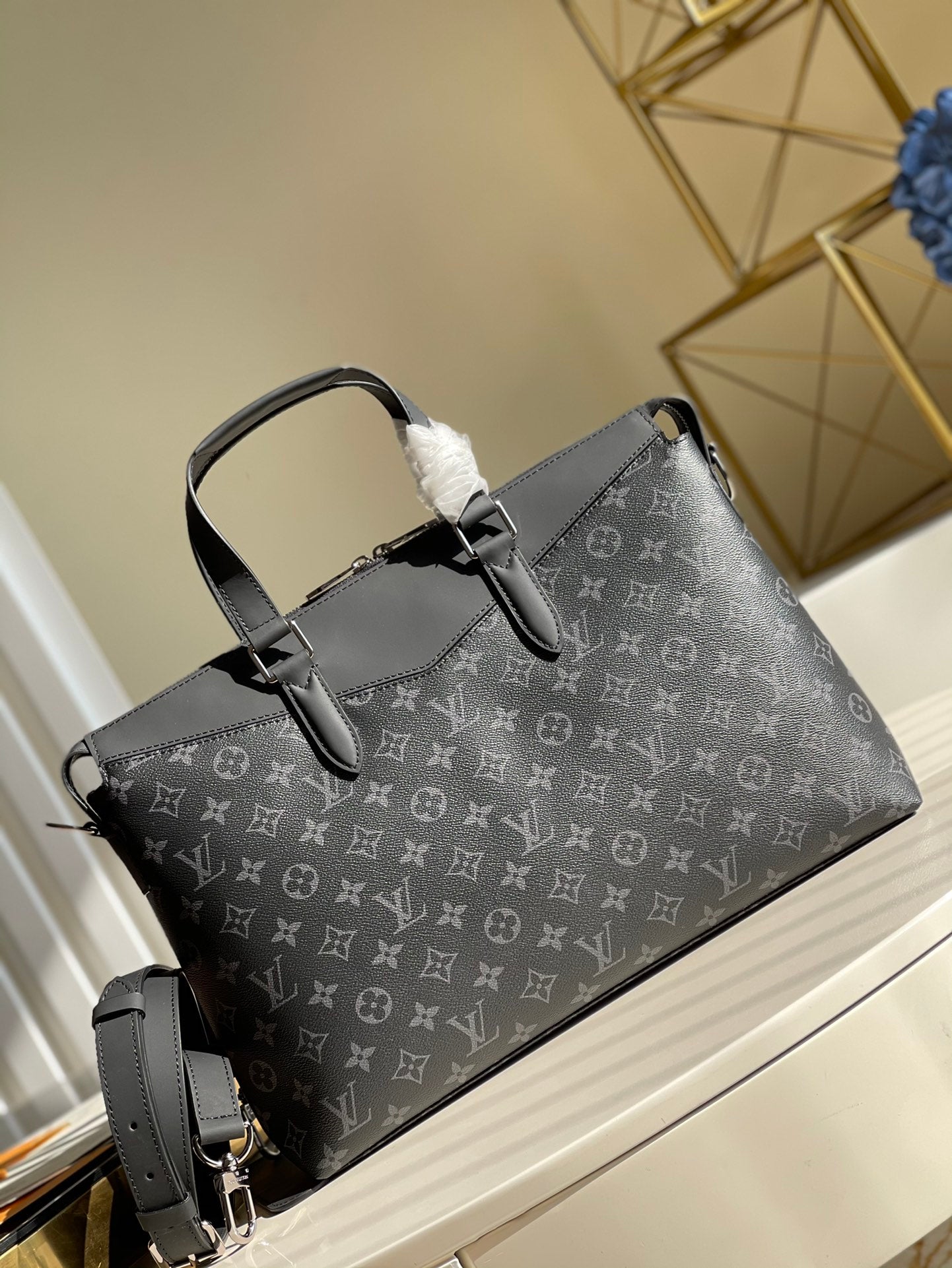 LV* Laptop Bag Size 39cm, Gray Monogram Pattern