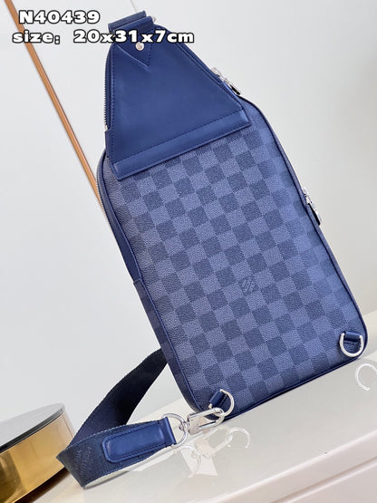 Pre-Owned Louis Vuitton Shoulder Bag