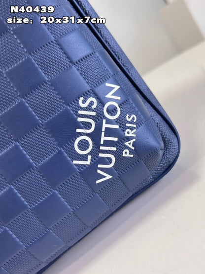 Pre-Owned Louis Vuitton Shoulder Bag