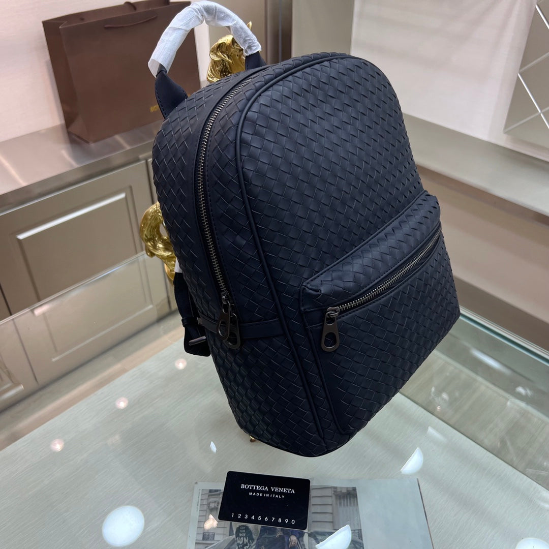 Men's BOTTEGA VENETA Backpacks