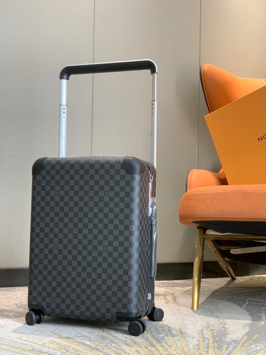 Louis Vuitton Horizon 50 NEW Rolling Luggage Suitcase