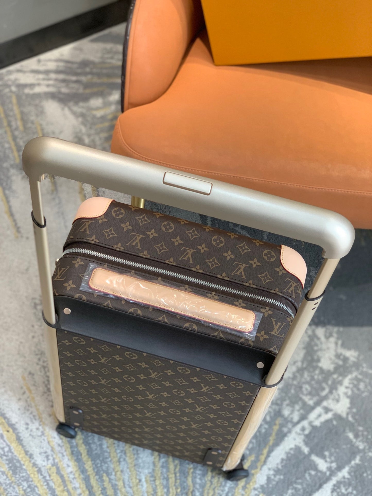 Louis Vuitton Horizon 50 NEW Rolling Luggage Suitcase