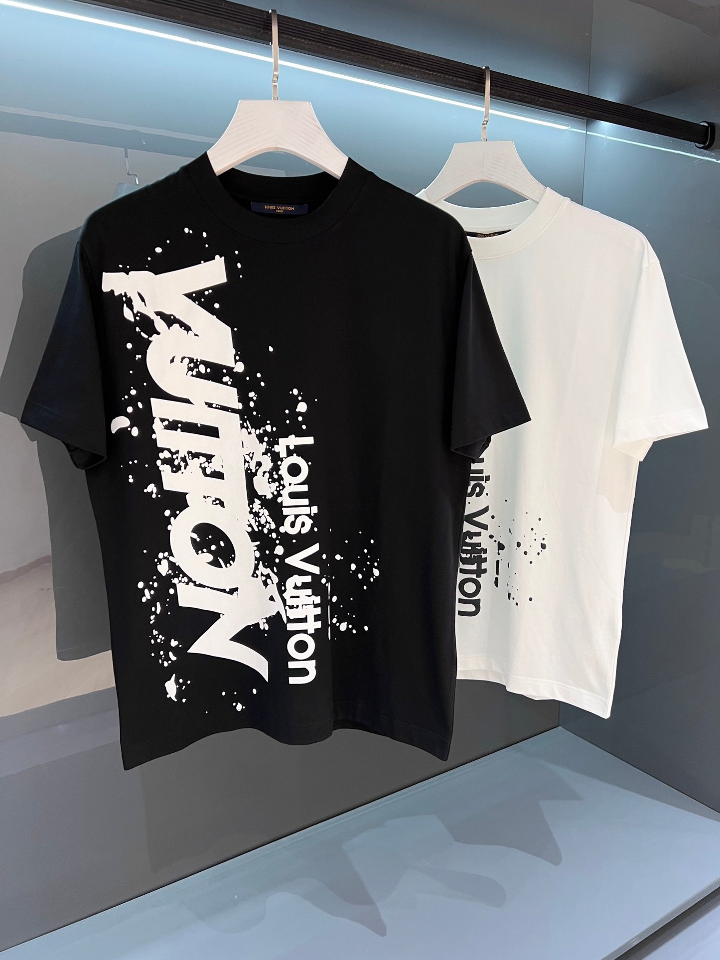 Replica Louis Vuitton Printed Glue Round Neck Short Sleeve Tee